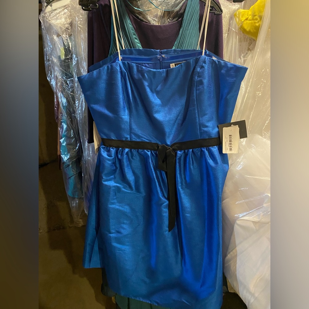 JS Collections blue silk - Picture 3 of 4